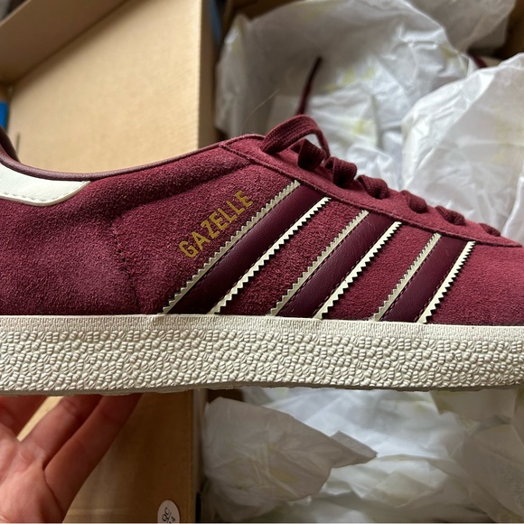 Adidas Gazelle Women's 8 BRAND NEW NEVER WORN